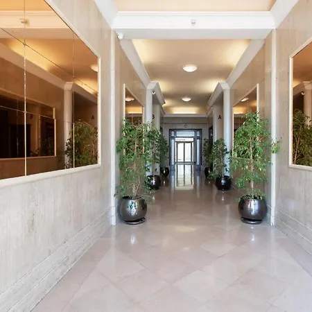 Apartment L14 2p Promenade Vue Climatise, Spacieux/ Balcon